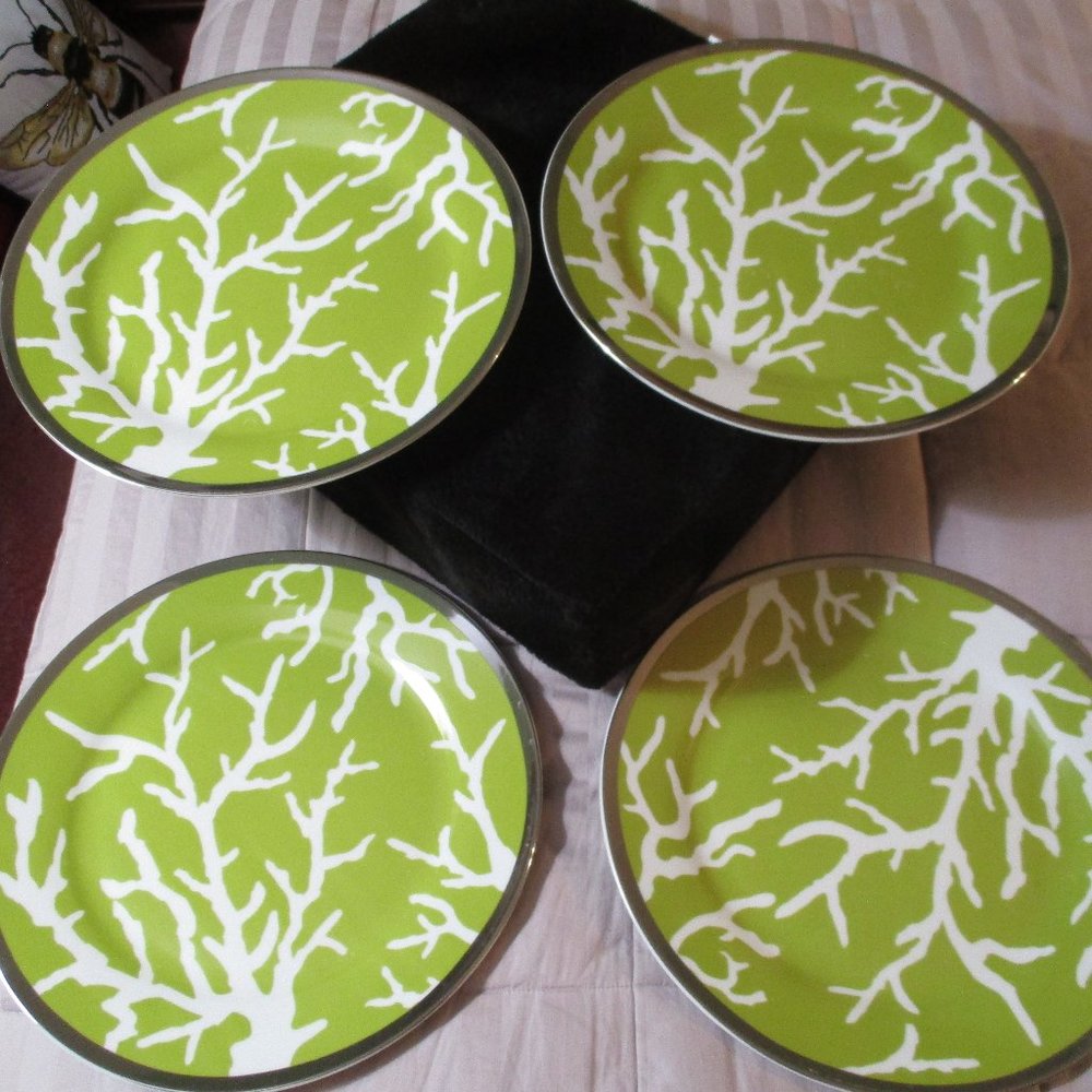 Set of Four Colin Cowie Designer Green Coral Dinner Plates
